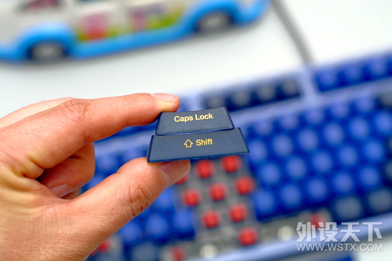 ϸ�����Ĳ�����AKKO Ducky 3108SP��ƽ�߲�̻�е���̿���