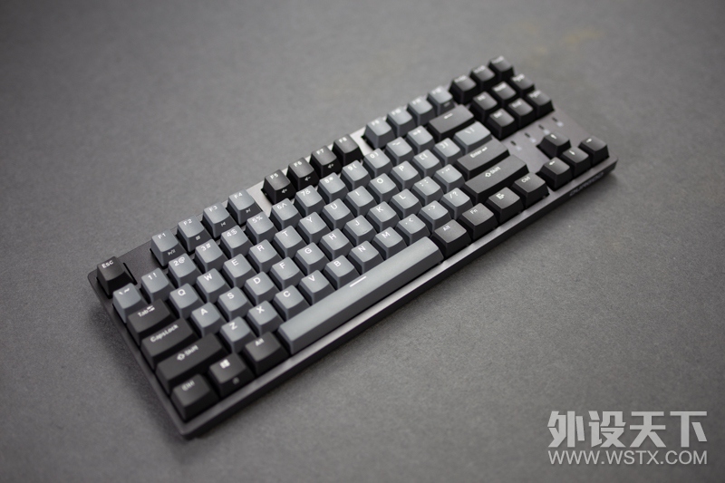 еļ̣٤K320