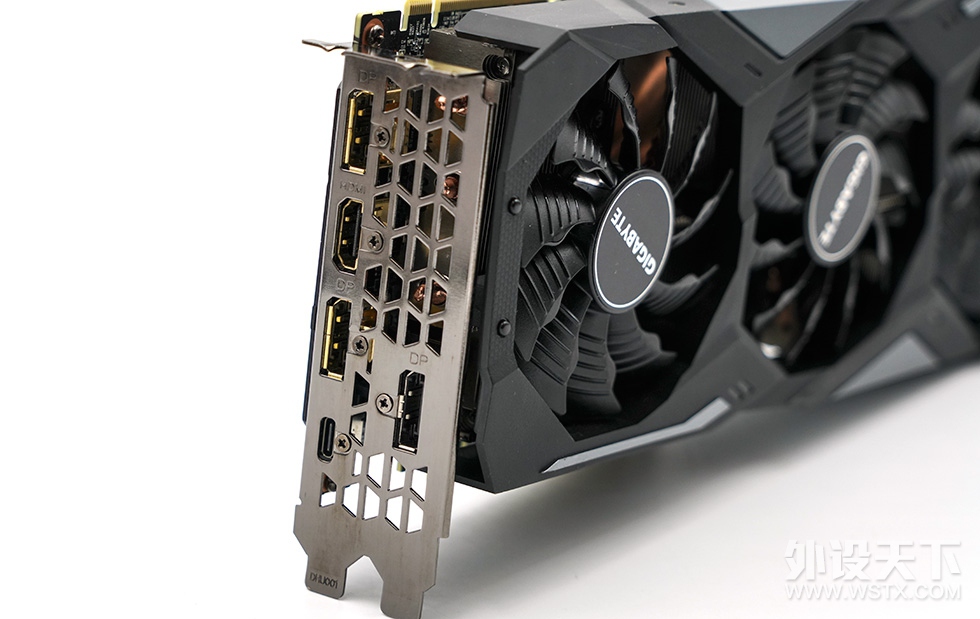 ³ʦֽܷӽ70 װZ390 + RTX2080Tiװ