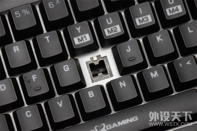 ��ˮ����£����һ��Ǻ���Ҫ�ģ�QPAD KO-90��е��������