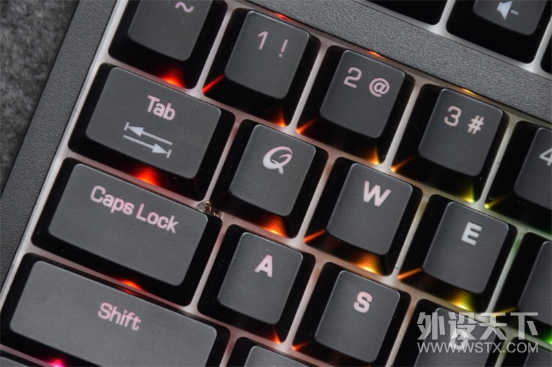 ��ˮ����£����һ��Ǻ���Ҫ�ģ�QPAD KO-90��е��������