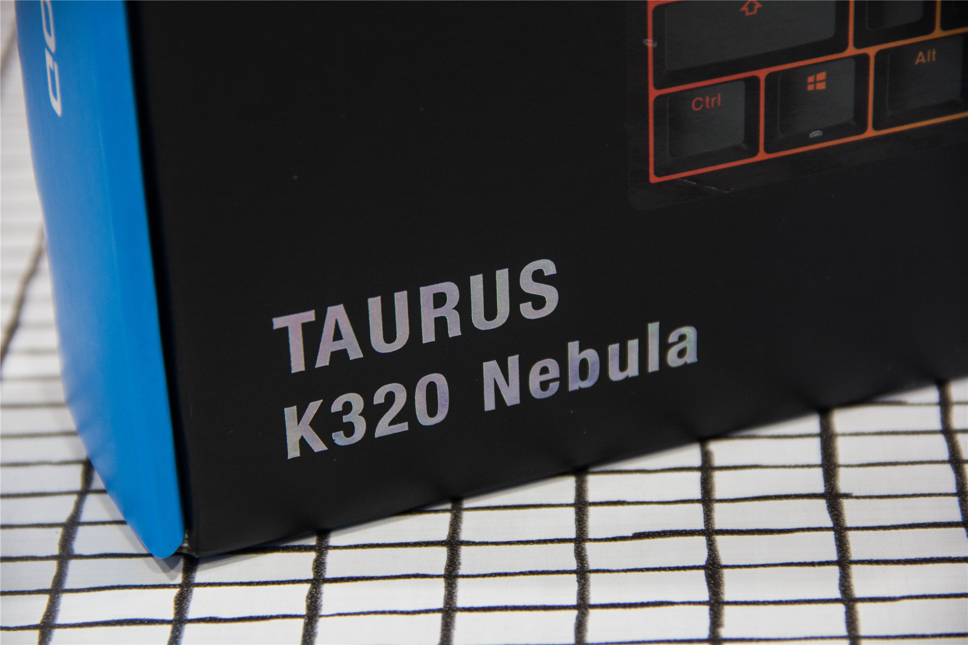 ���׵Ļ�е���̣�DURGOD��٤K320���ᣨRGB����K310��ջҰ׹��޶�������