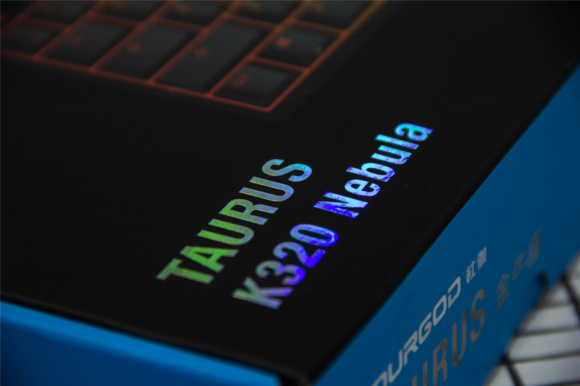 ���׵Ļ�е���̣�DURGOD��٤K320���ᣨRGB����K310��ջҰ׹��޶�������