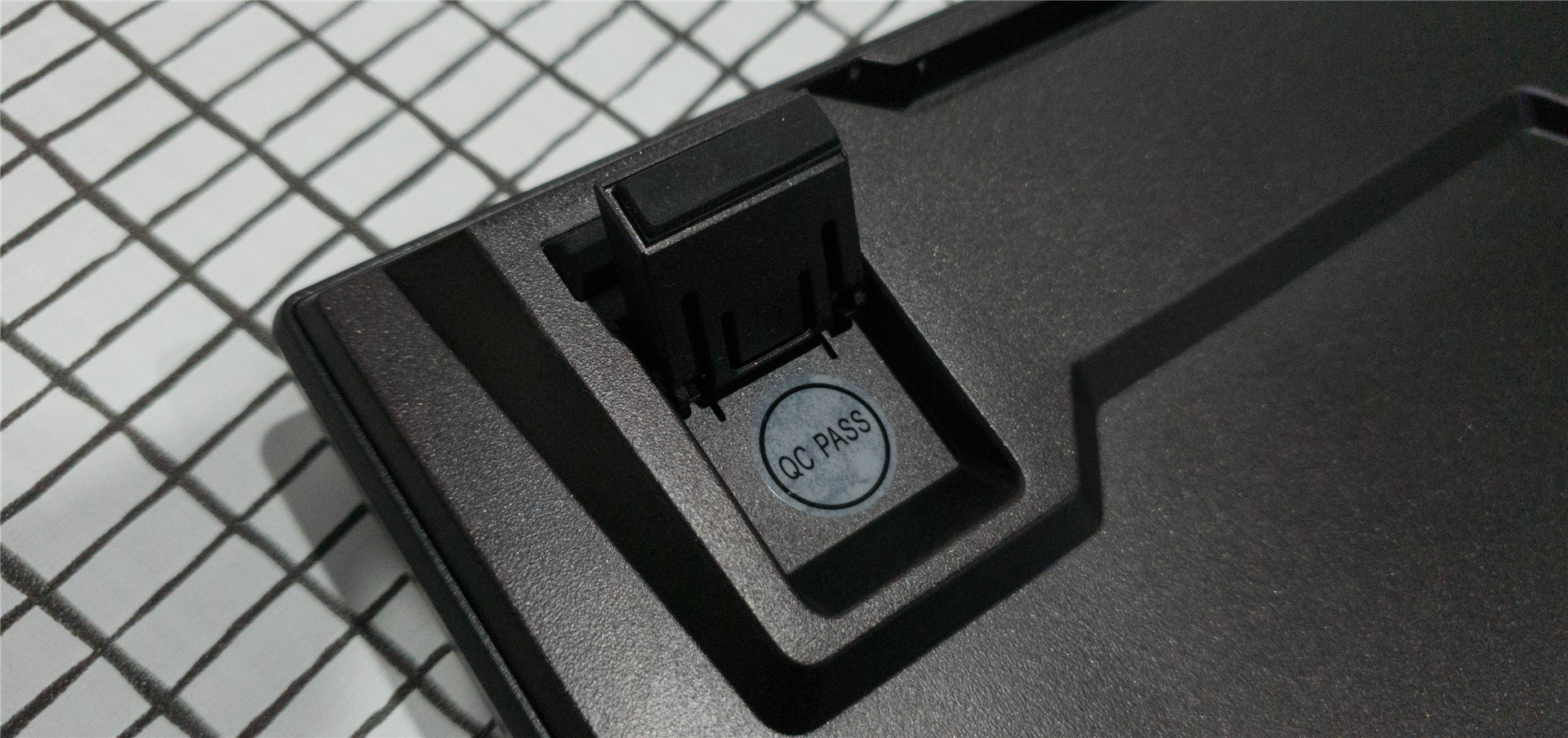 ���׵Ļ�е���̣�DURGOD��٤K320���ᣨRGB����K310��ջҰ׹��޶�������