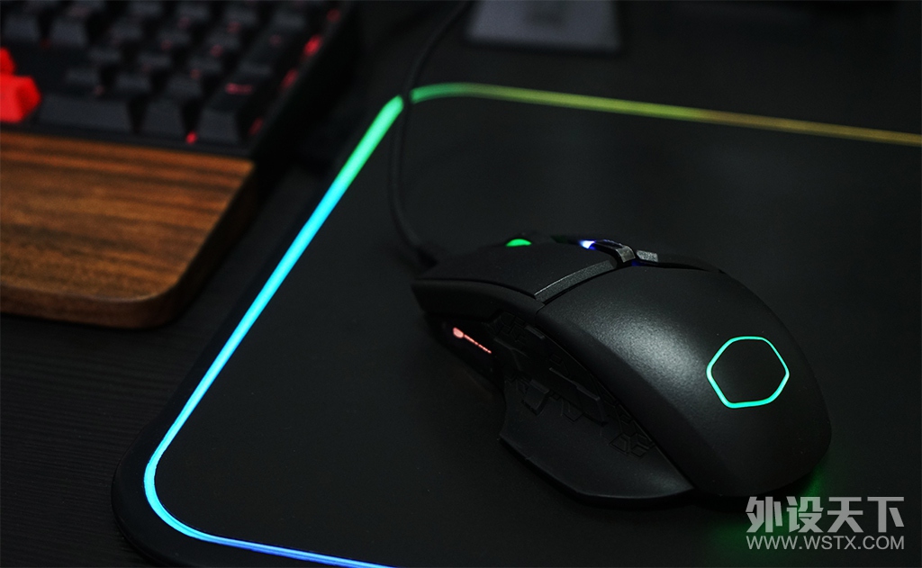 �������� MM830 ������OLED��Ļ�����ܵ羺��Ϸ������