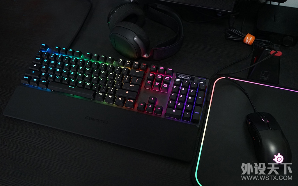 ���SteelSeries Apex PRO ������Ӧ���ڴ������̵��콢��е���̲������