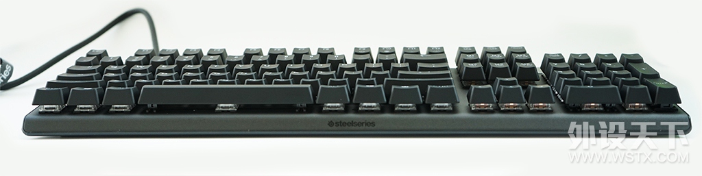 ���SteelSeries Apex PRO ������Ӧ���ڴ������̵��콢��е���̲������