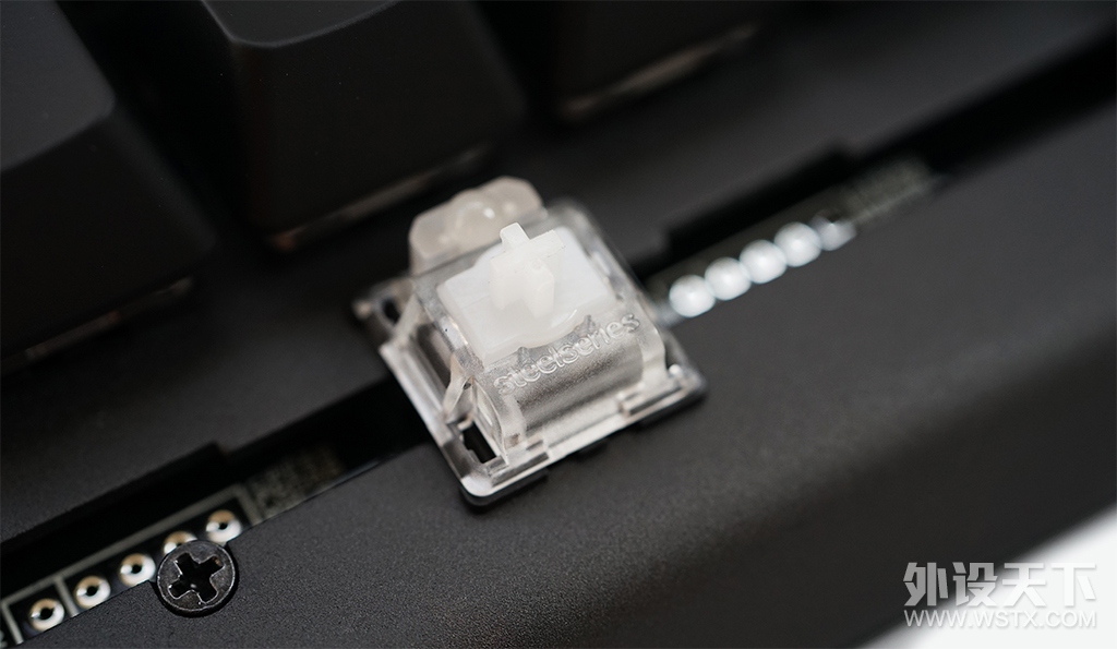 ���SteelSeries Apex PRO ������Ӧ���ڴ������̵��콢��е���̲������