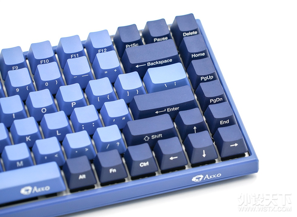 �����ϵĺ����� AKKO 3084SP����֮�ǻ�е���̿�������
