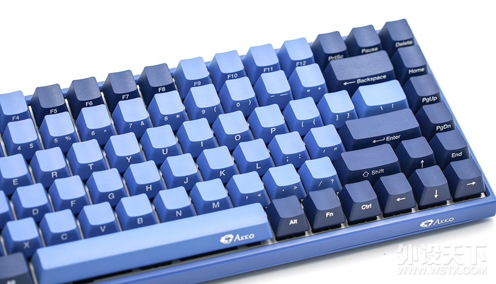 �����ϵĺ����� AKKO 3084SP����֮�ǻ�е���̿�������