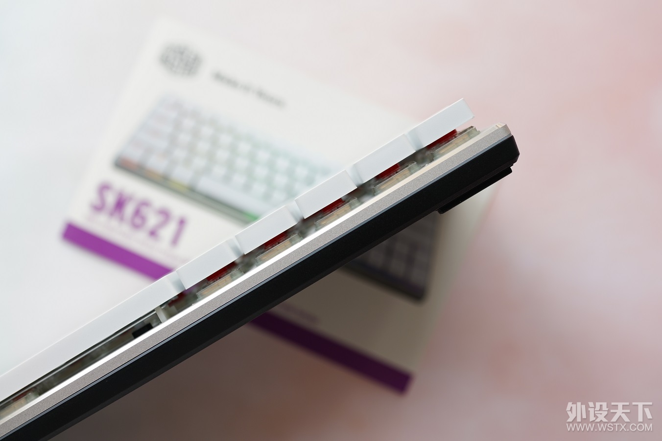 �����ԡ�С�ɾ���������ǿ��������������SK621��ײMM710������