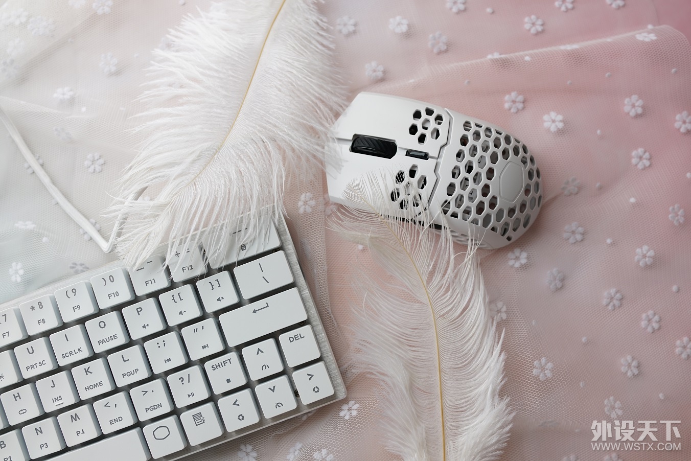 �����ԡ�С�ɾ���������ǿ��������������SK621��ײMM710������