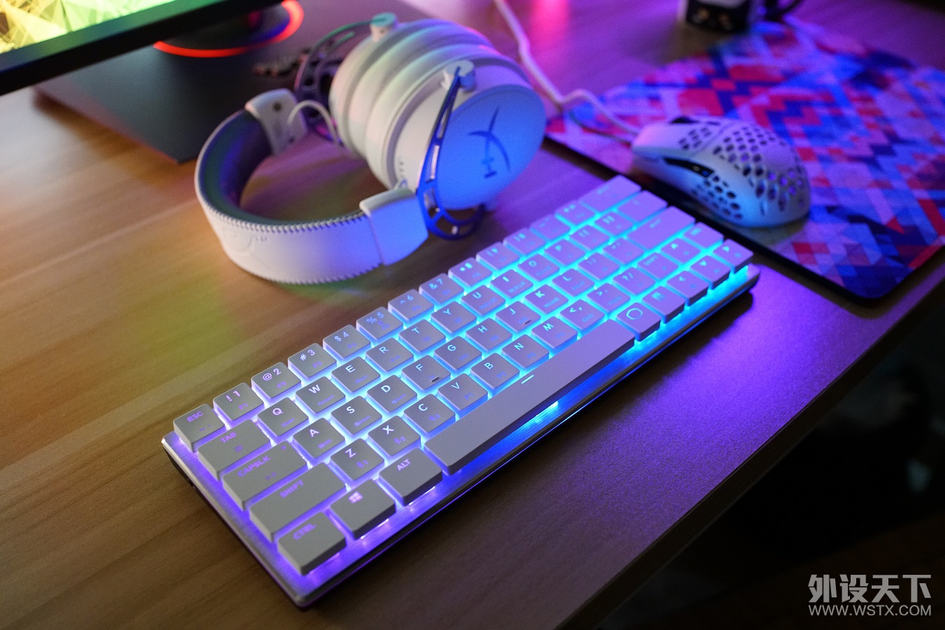 �����ԡ�С�ɾ���������ǿ��������������SK621��ײMM710������