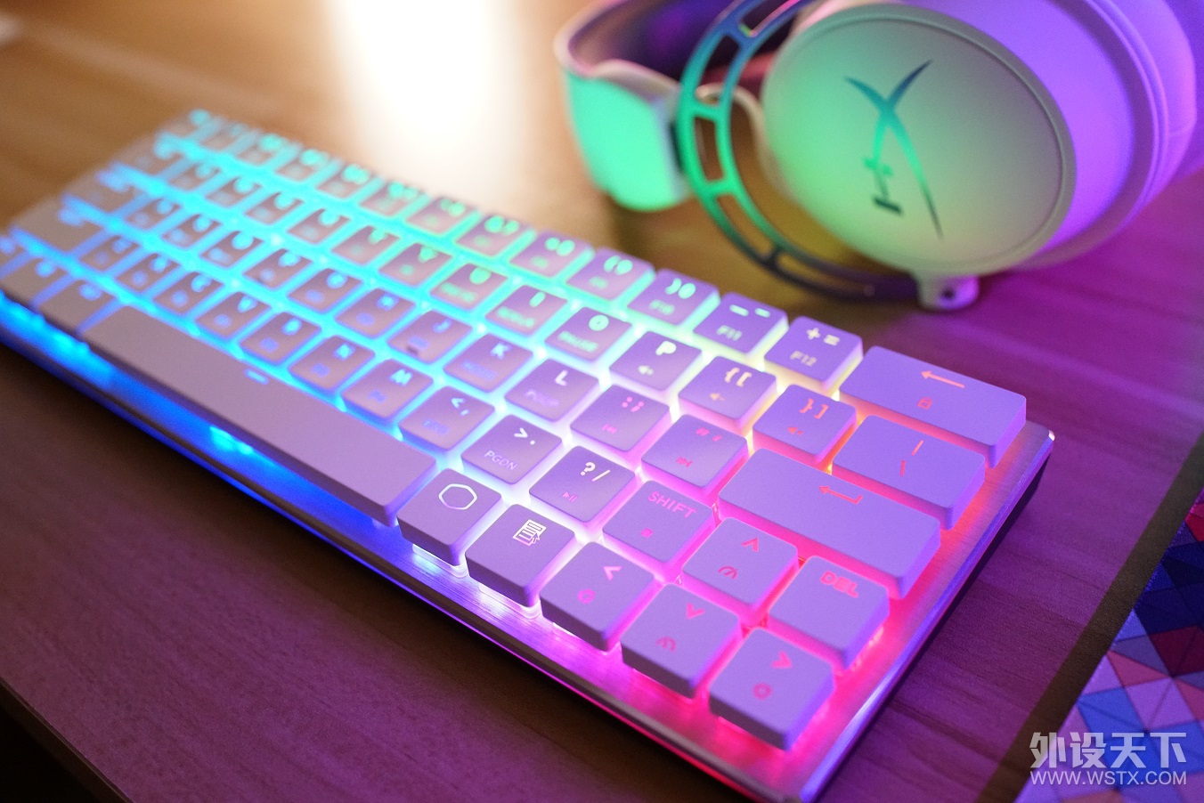 �����ԡ�С�ɾ���������ǿ��������������SK621��ײMM710������