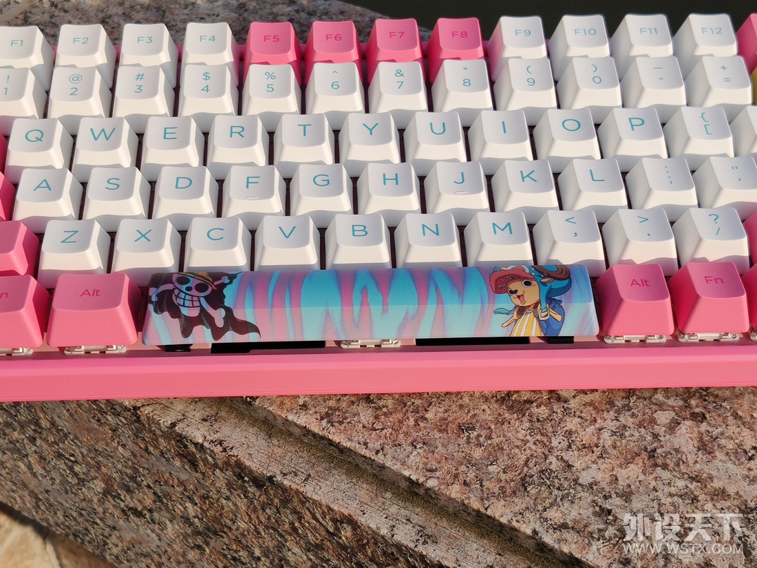 �ػ�ʱ������Ʒ��·�ߡ���AKKO �ǰ�3084˫ģ��е����ʹ������