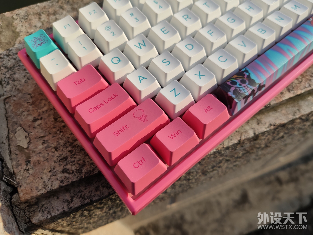 �ػ�ʱ������Ʒ��·�ߡ���AKKO �ǰ�3084˫ģ��е����ʹ������