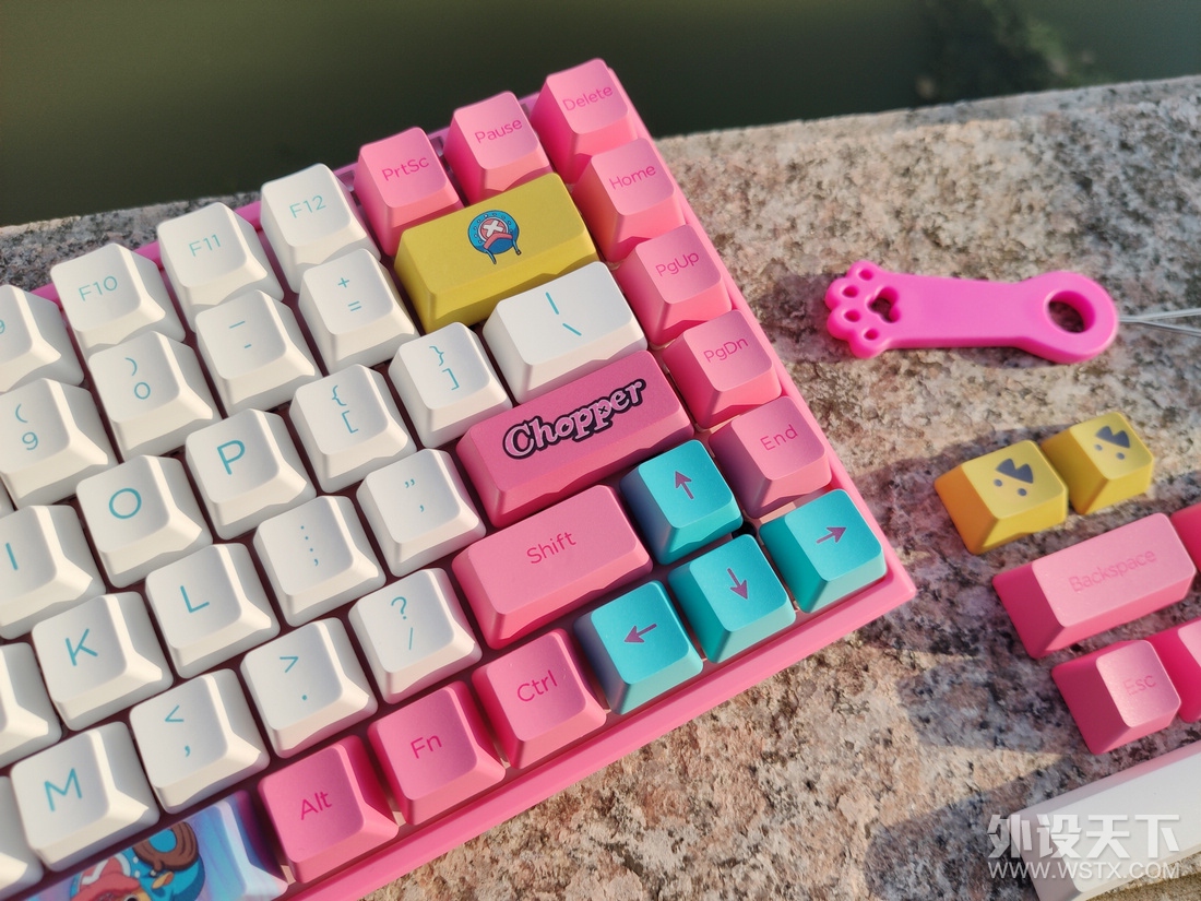 �ػ�ʱ������Ʒ��·�ߡ���AKKO �ǰ�3084˫ģ��е����ʹ������