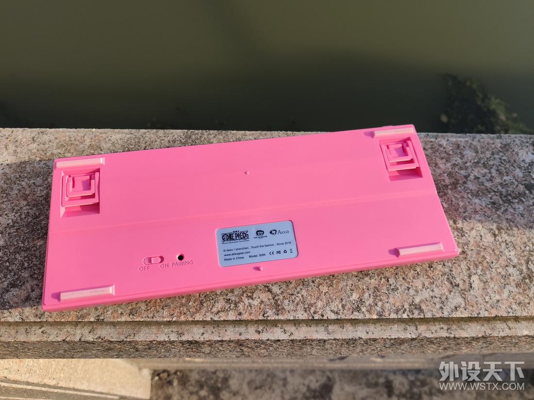 �ػ�ʱ������Ʒ��·�ߡ���AKKO �ǰ�3084˫ģ��е����ʹ������