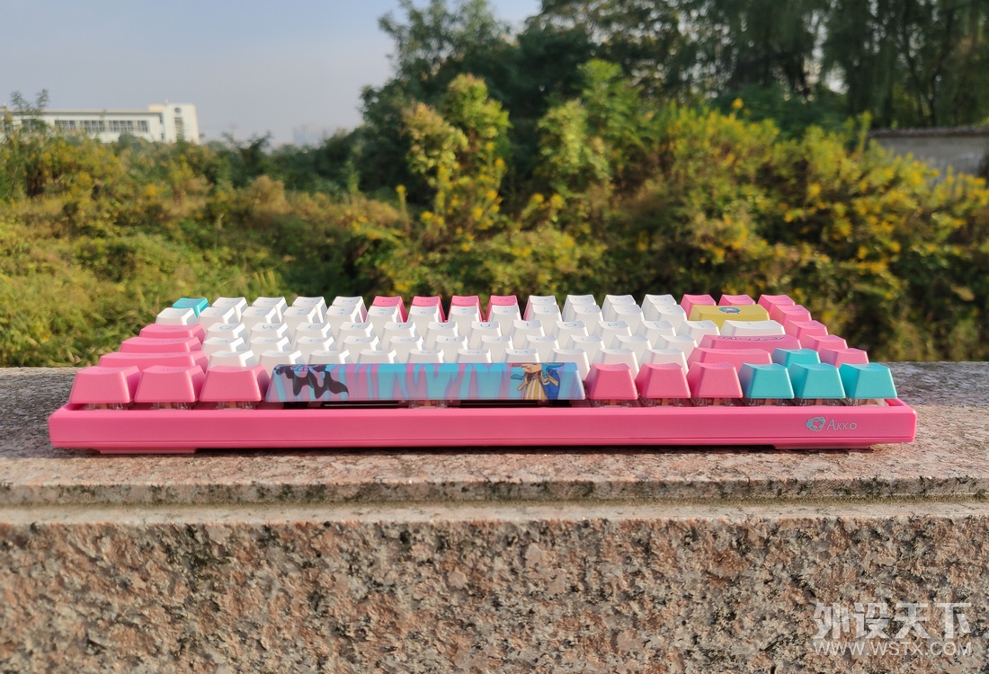 �ػ�ʱ������Ʒ��·�ߡ���AKKO �ǰ�3084˫ģ��е����ʹ������