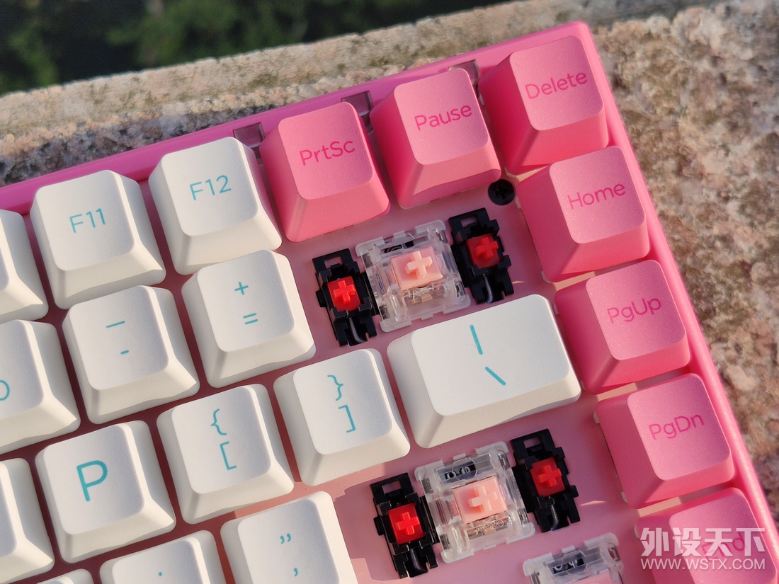 �ػ�ʱ������Ʒ��·�ߡ���AKKO �ǰ�3084˫ģ��е����ʹ������