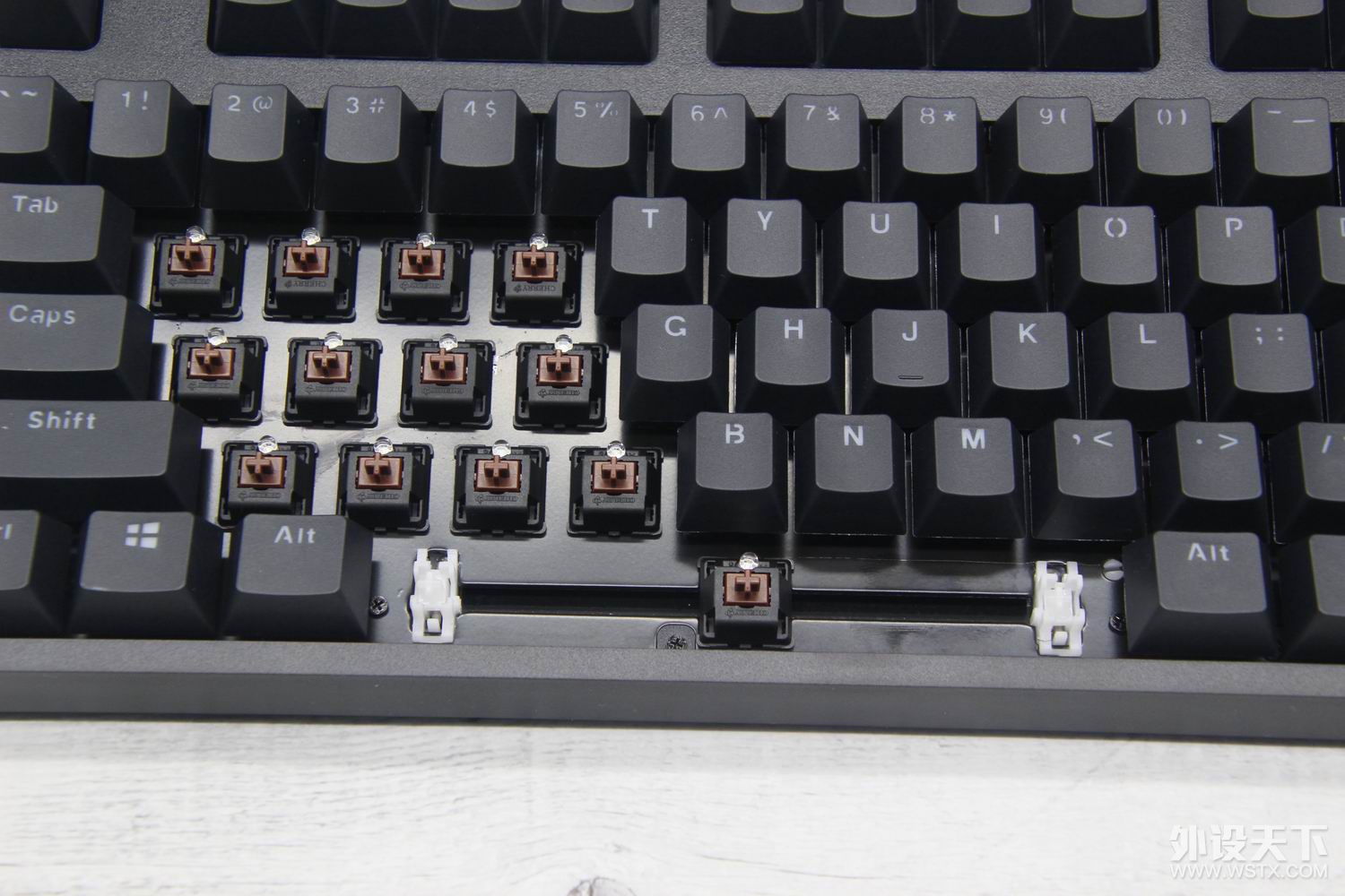 עû飬ع̸---װV808Ϸе