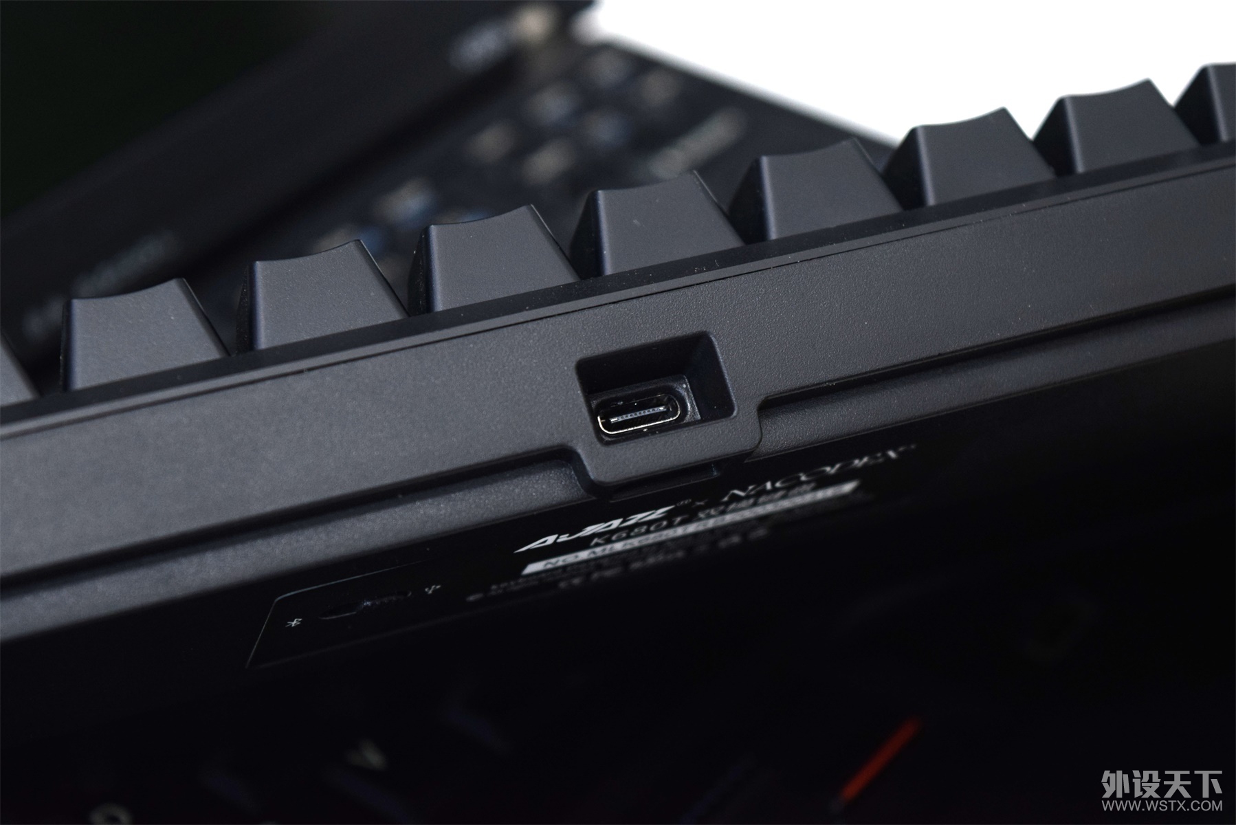 Яİ칫ƷھK680T˫ģе