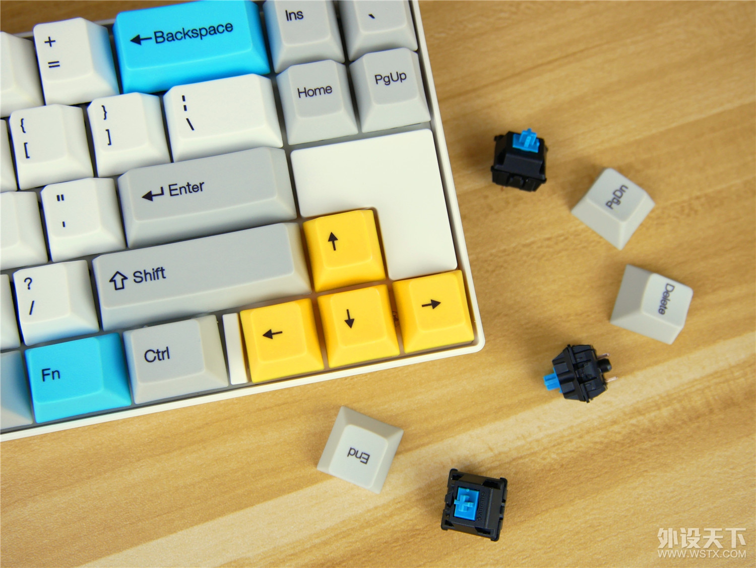 һ�Ѽ���˫���С���GANSS ALT 71 ˫ģ��е����