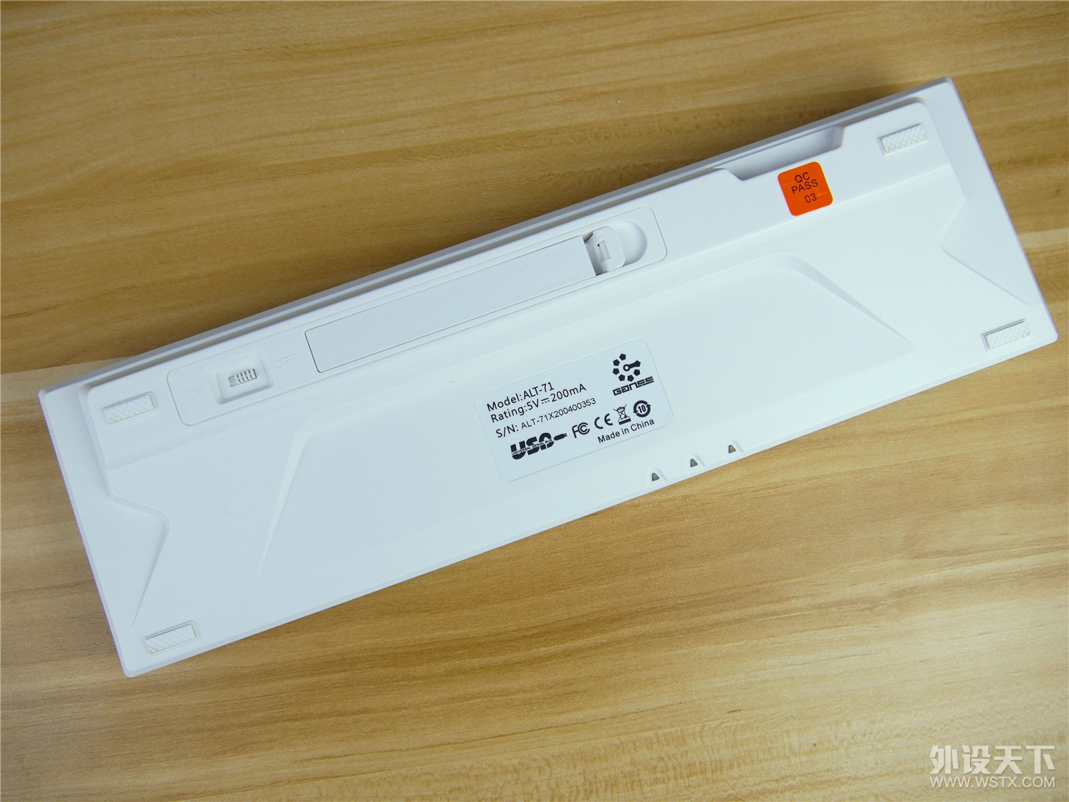 һ�Ѽ���˫���С���GANSS ALT 71 ˫ģ��е����