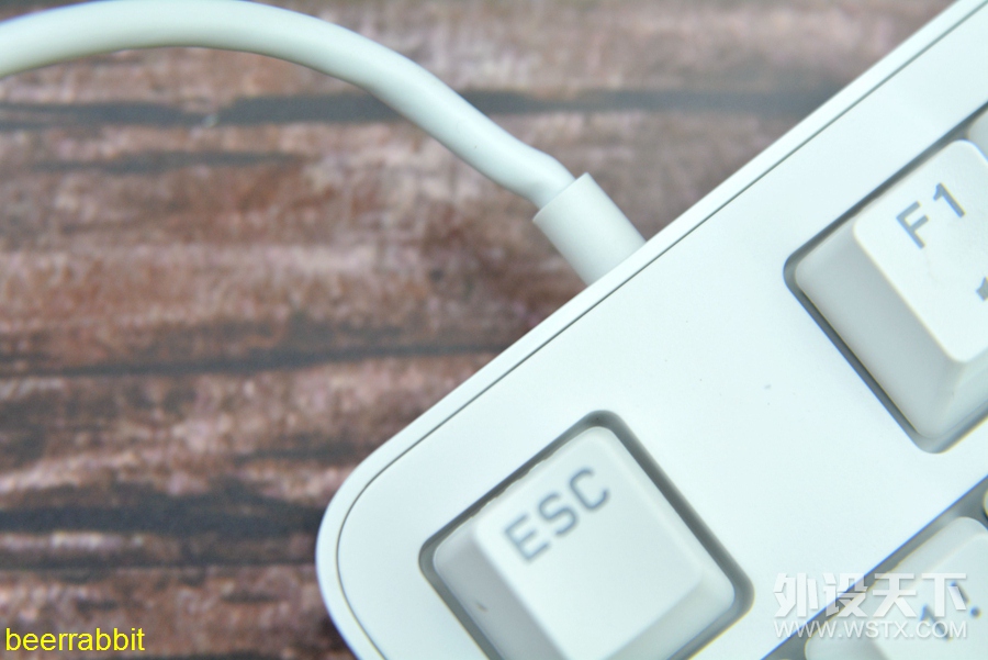 �ף����������� �װ�MT710�칫�����е��������