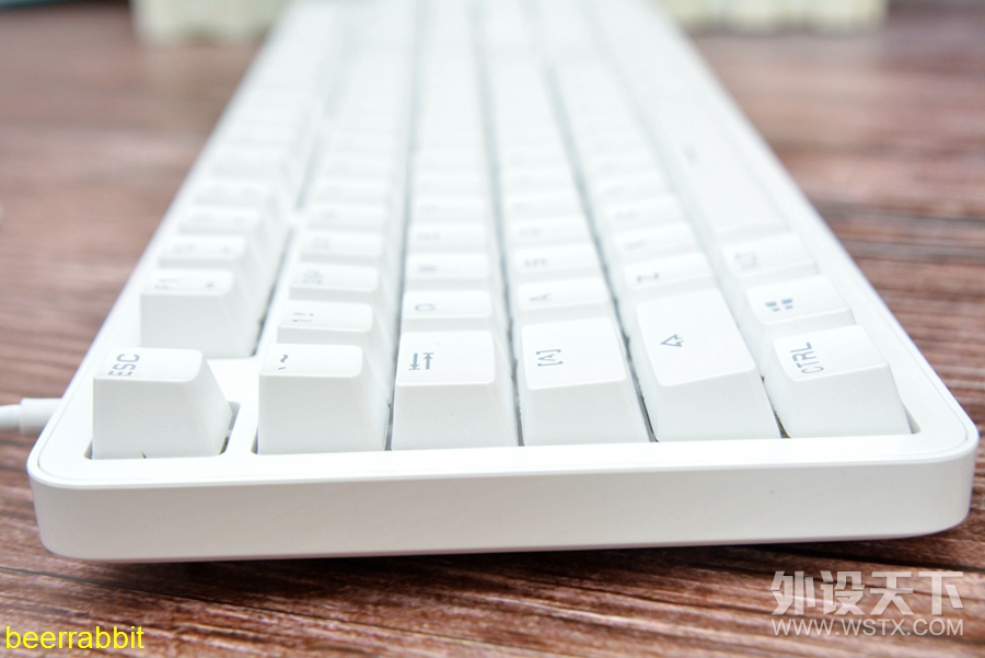 �ף����������� �װ�MT710�칫�����е��������