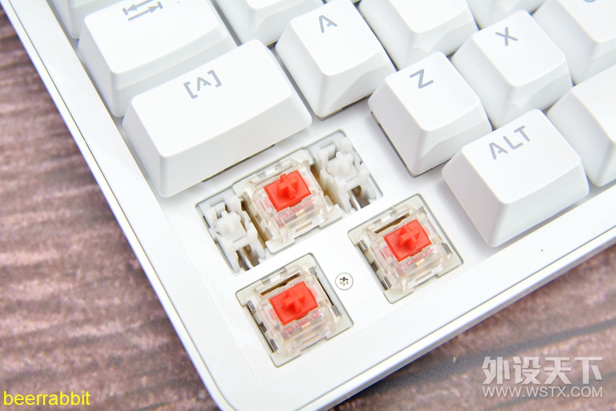 �ף����������� �װ�MT710�칫�����е��������