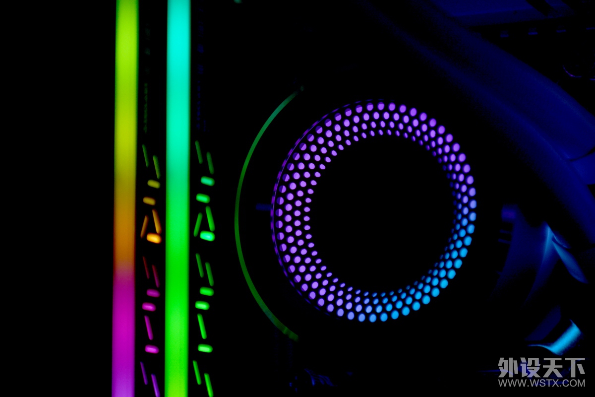ɽѩ,ֻй⣬һ̨ɫԼʡ