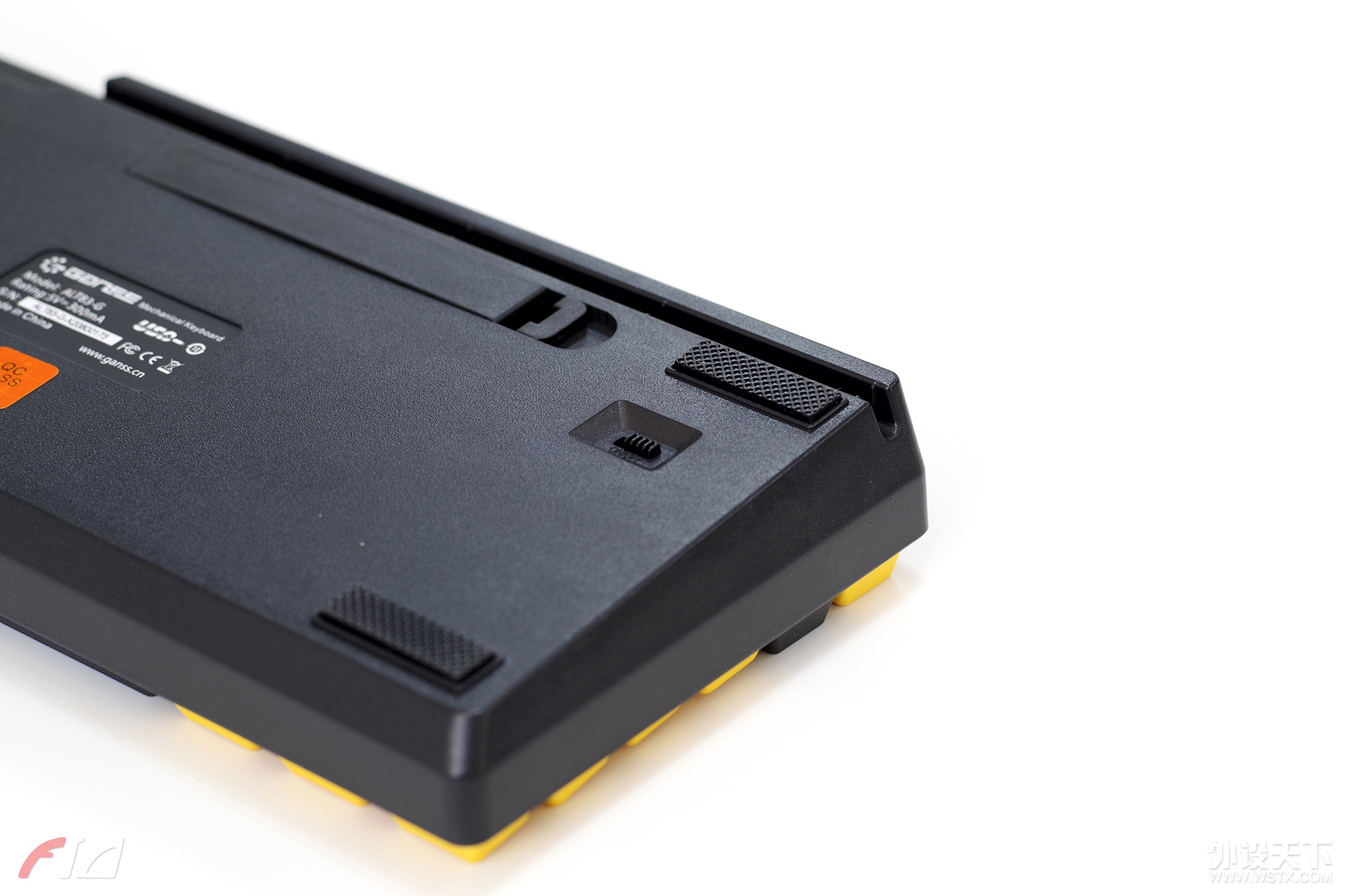 ��Ը��֮Ϊ�ƽ��� | GANSS ALT 83G 2.4G+����˫ģ��е���̿������