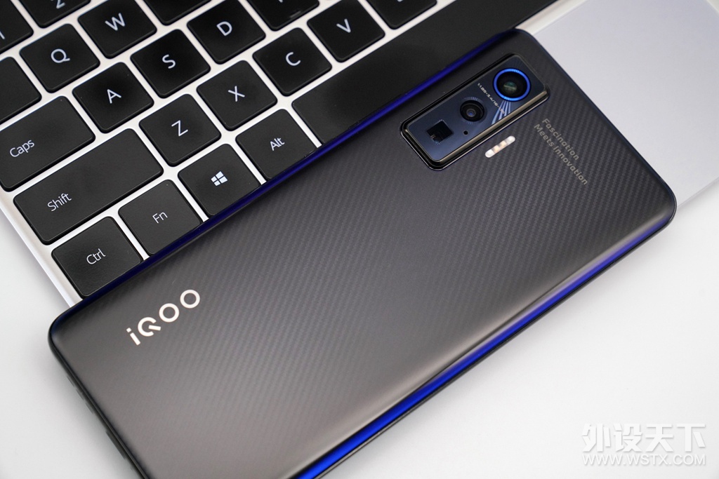 ������ֹ����iQOO 5 Pro����������