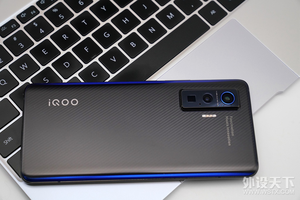 ������ֹ����iQOO 5 Pro����������