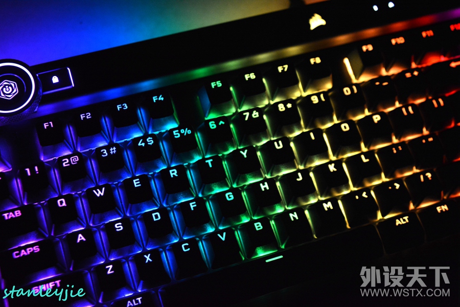 ùļ  K100 RGB е