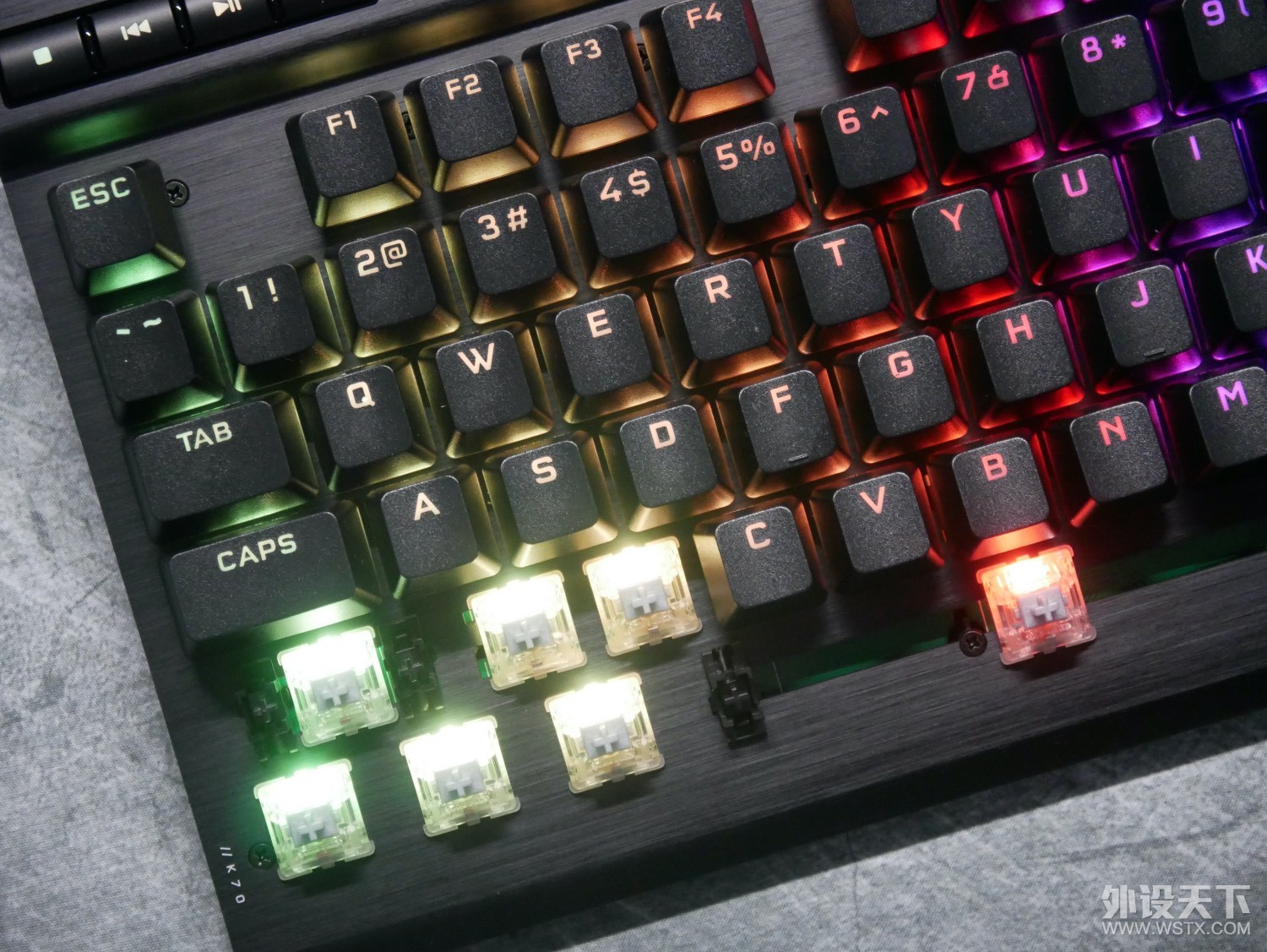 8K Hz رµļ޲K70 RGB TKL е