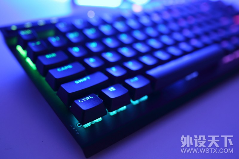 һѵ羺̸еӣK70 RGB TKL