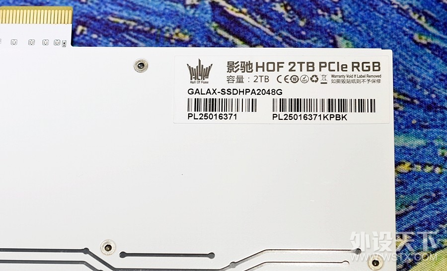 С�����Ʊ��Ӱ��������HOF 2T PCle RGB��̬ �������ղ���......