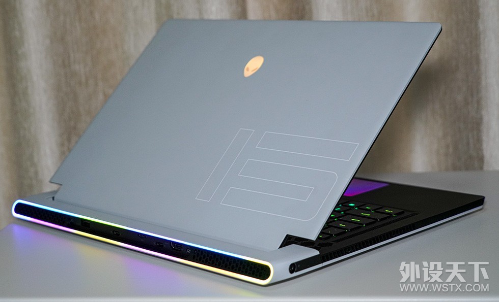 4ֻȽ16mm˱Ϸ Alienware x15 R1