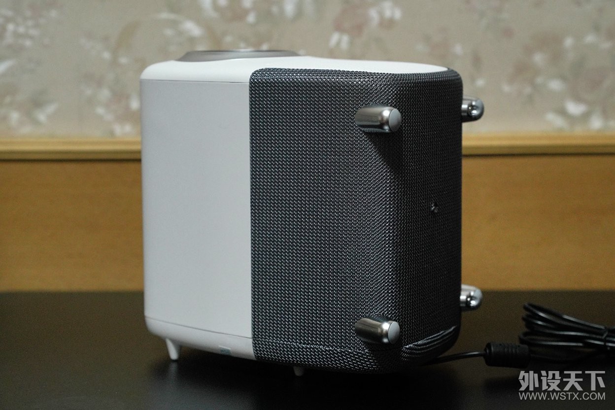 WEBOX T1ͶӰ�ǣ��޹�桢�޵�����Խ������˽�˾�ĻӰԺ
