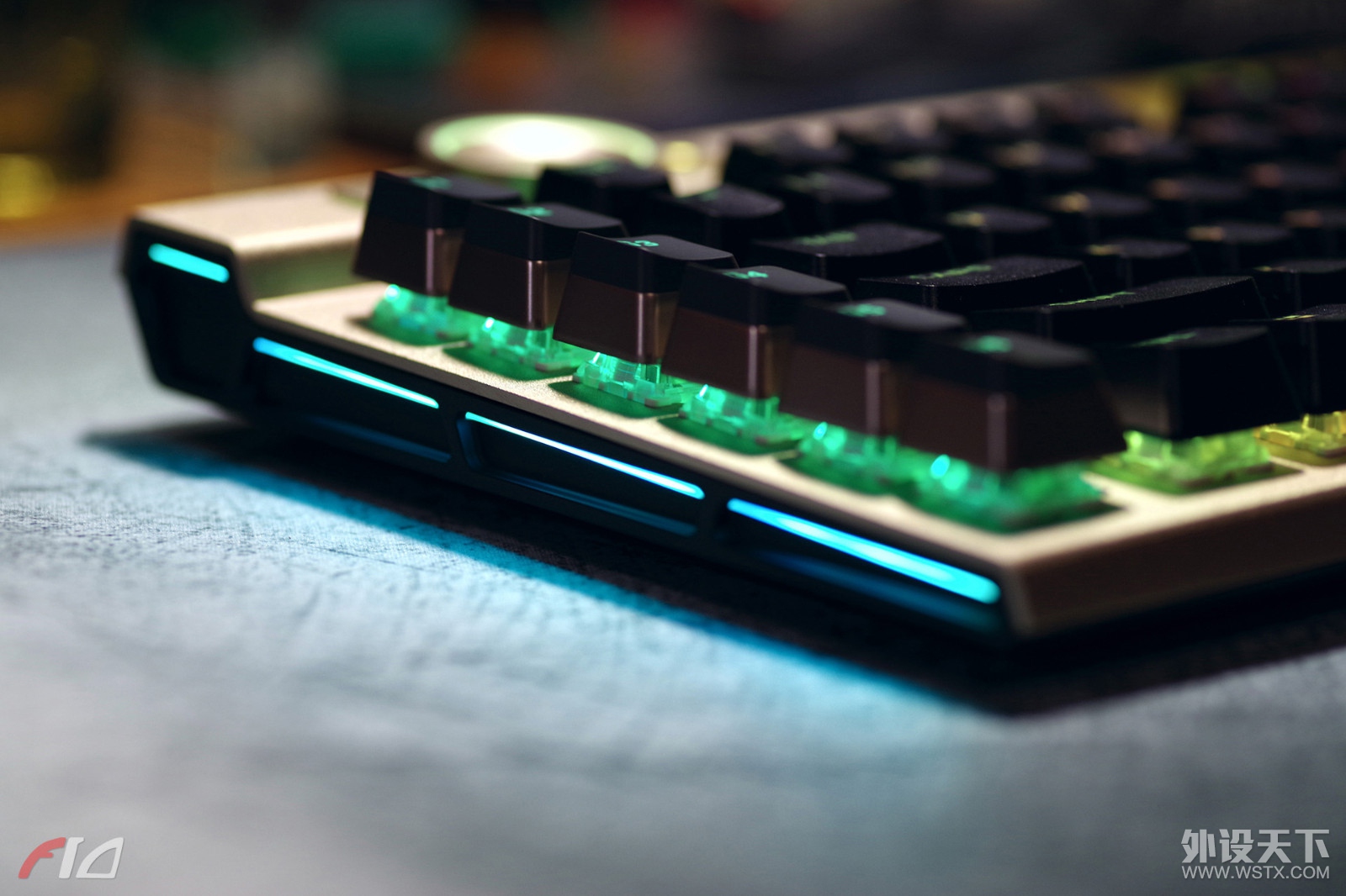  | ̺ Corsair K100 貽е̼