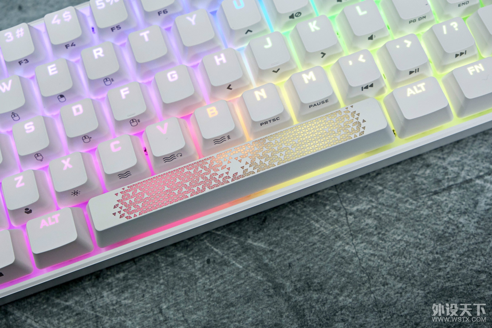 Сҹ⣬K65 RGB Mini е̰ɫ