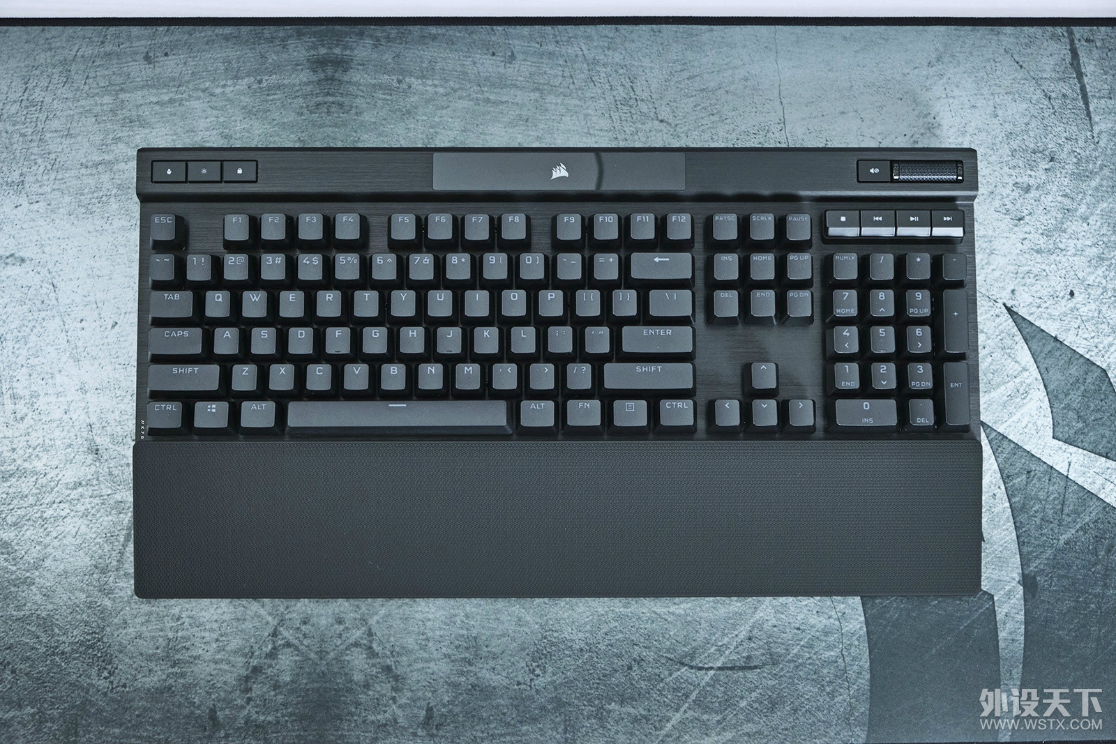 ٴӭȫλ̺K70 RGB Proе̷