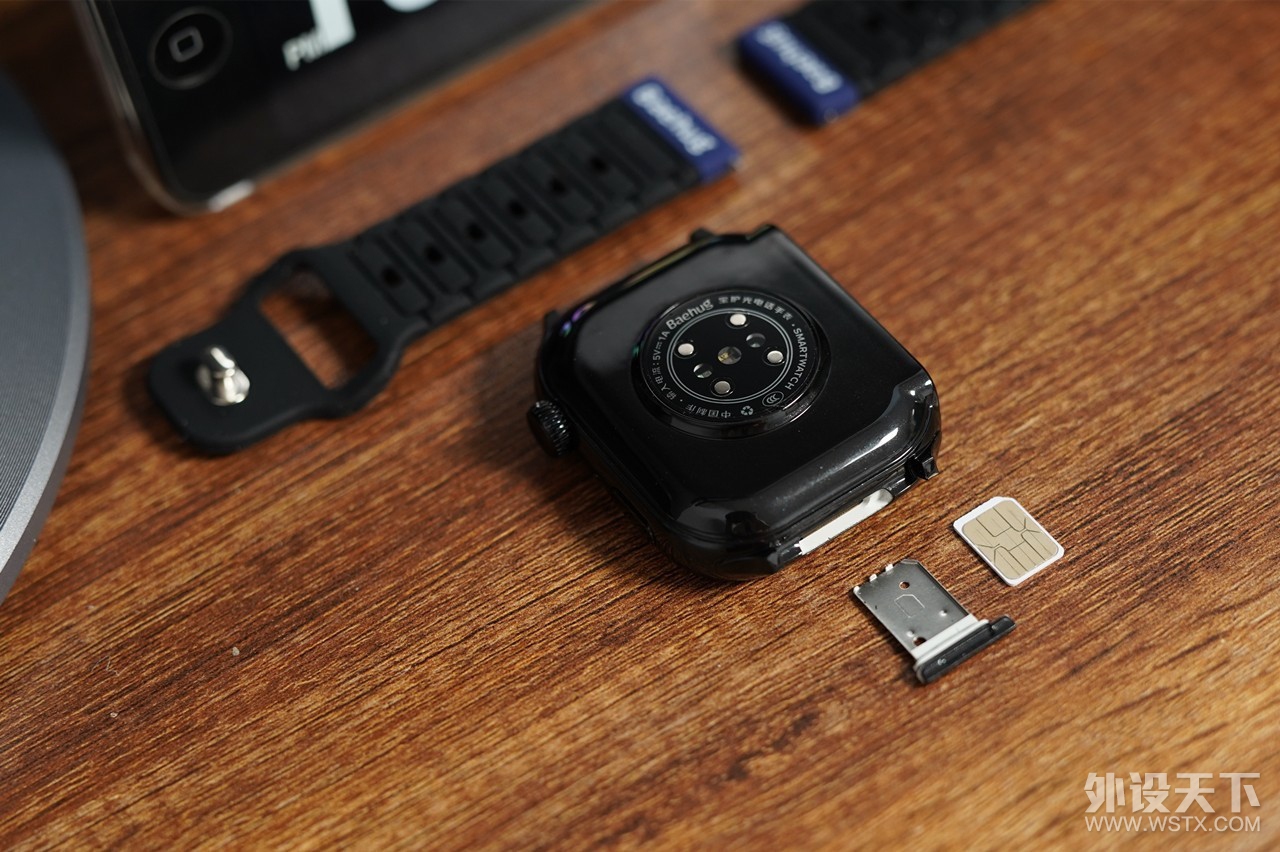 ��Ȼ���ֿɻ���أ�Baehug������X8����������绰�ֱ�