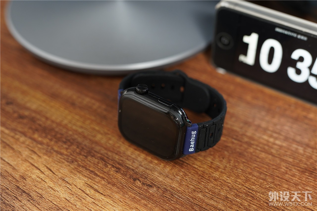 ��Ȼ���ֿɻ���أ�Baehug������X8����������绰�ֱ�