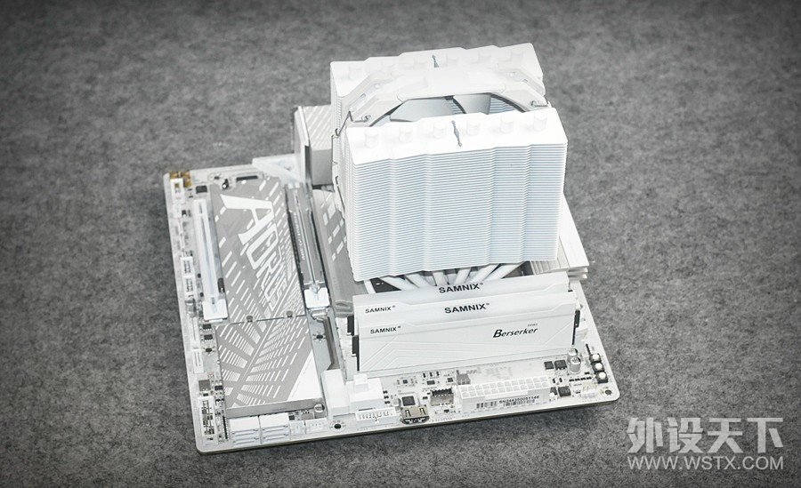 �ж˵羺������Ž� Ӣ�ض����Ultra 5 250K Plus �ײ����