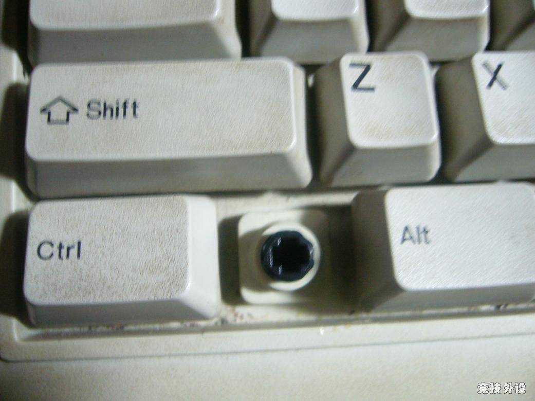 ��е����������̣���������ñ�ε����ϴ�ͼ��