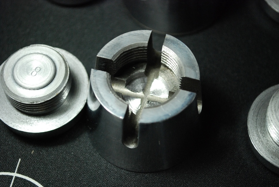 ��ô������ɽկ�߼У���Ҳ��һ�������~�����и���  ��P��