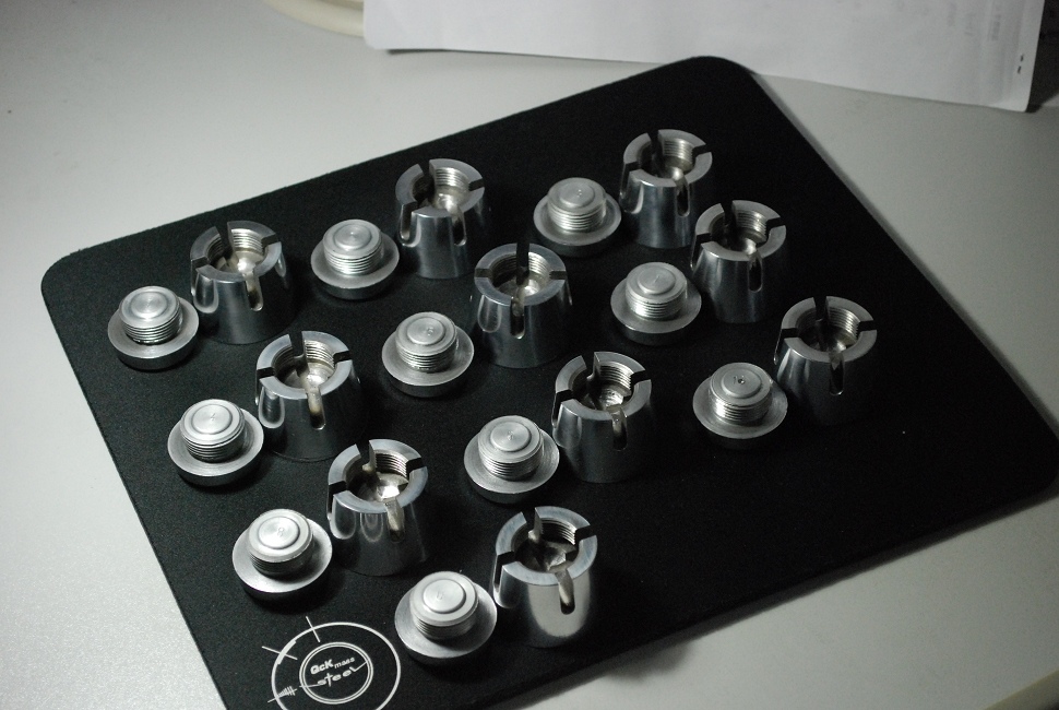 ��ô������ɽկ�߼У���Ҳ��һ�������~�����и���  ��P��